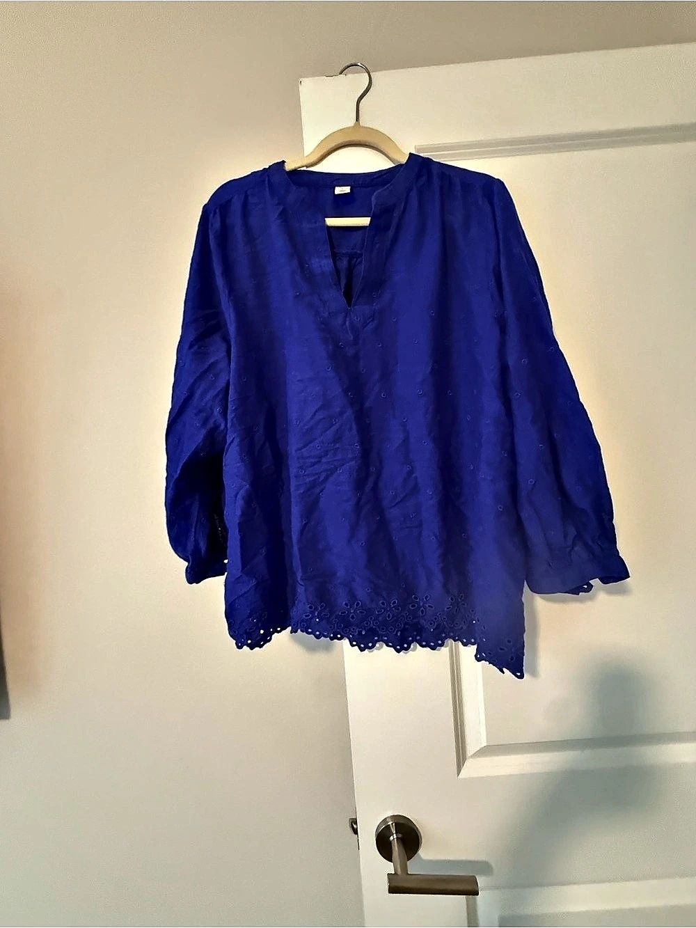 Old Navy Blue Lace-Trim Blouse Like New